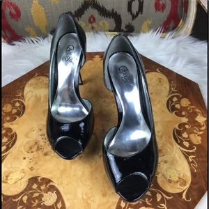 Carlos Santana Black Patent Heels
